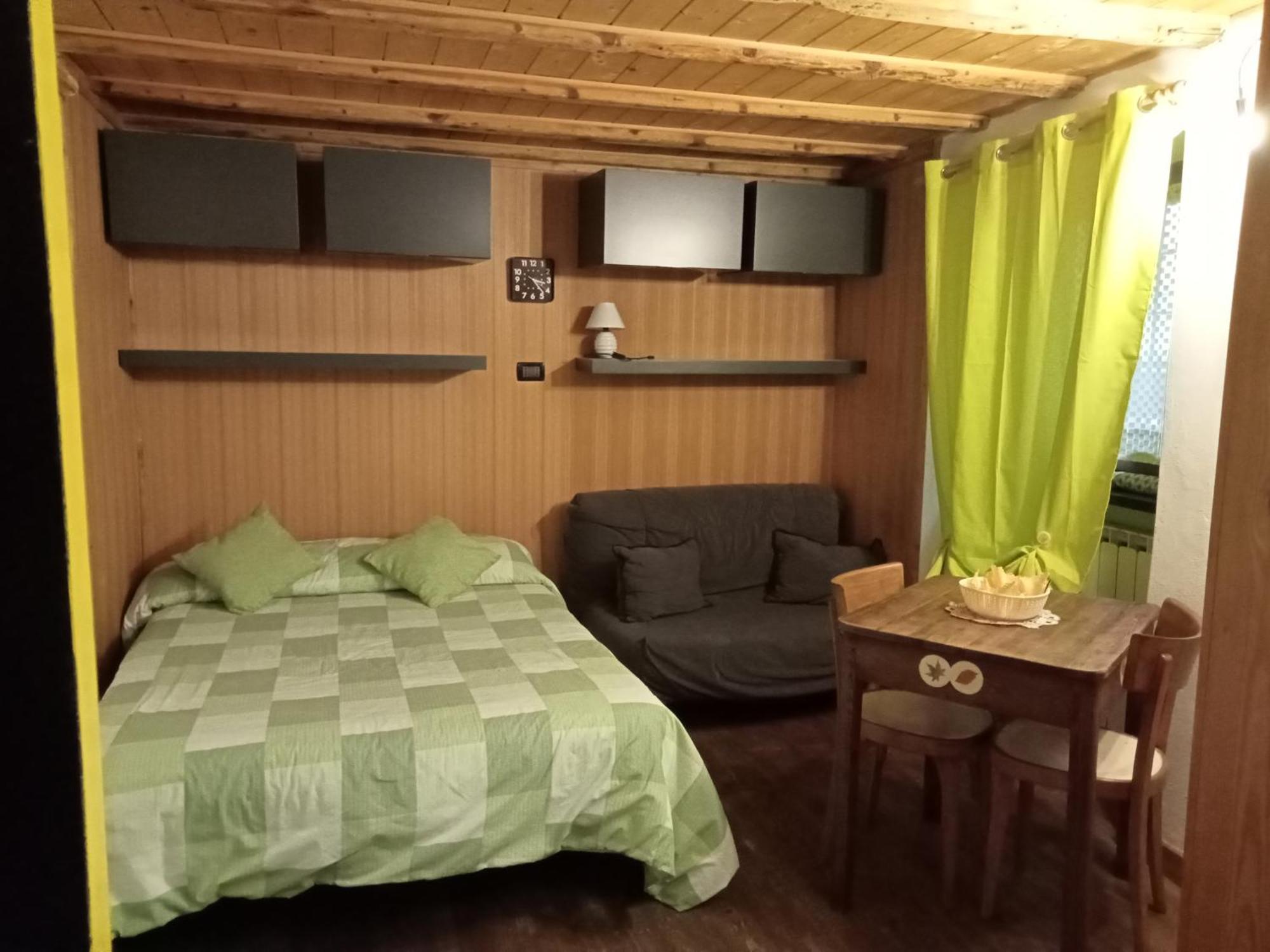 Domy Central Studio Аоста Екстериор снимка